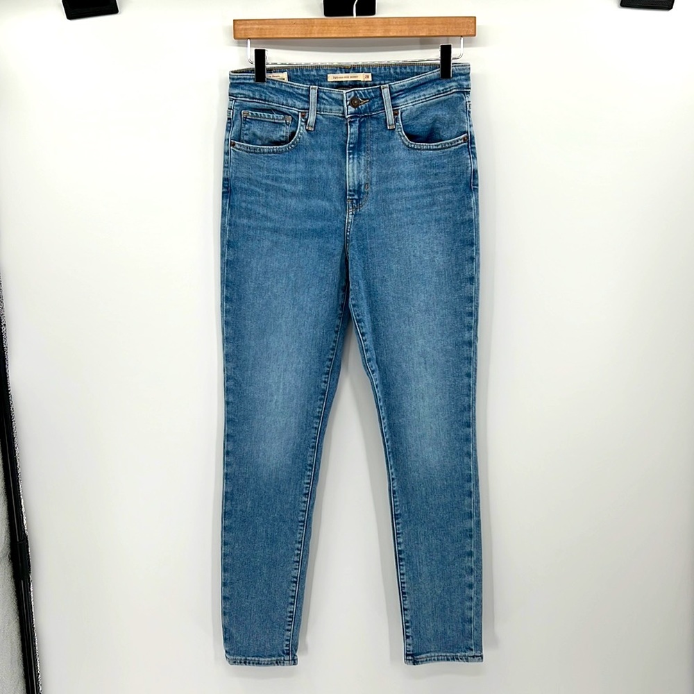 Levi's 721 Premium Denim Big E High Rise Skinny Jeans - Medium Wash - 28